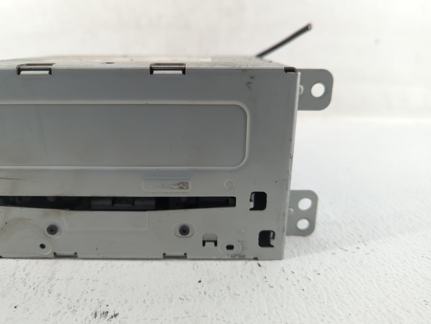 2014-2016 Chevrolet Malibu Am Fm Cd Player Radio Receiver - Oemusedautoparts1.com