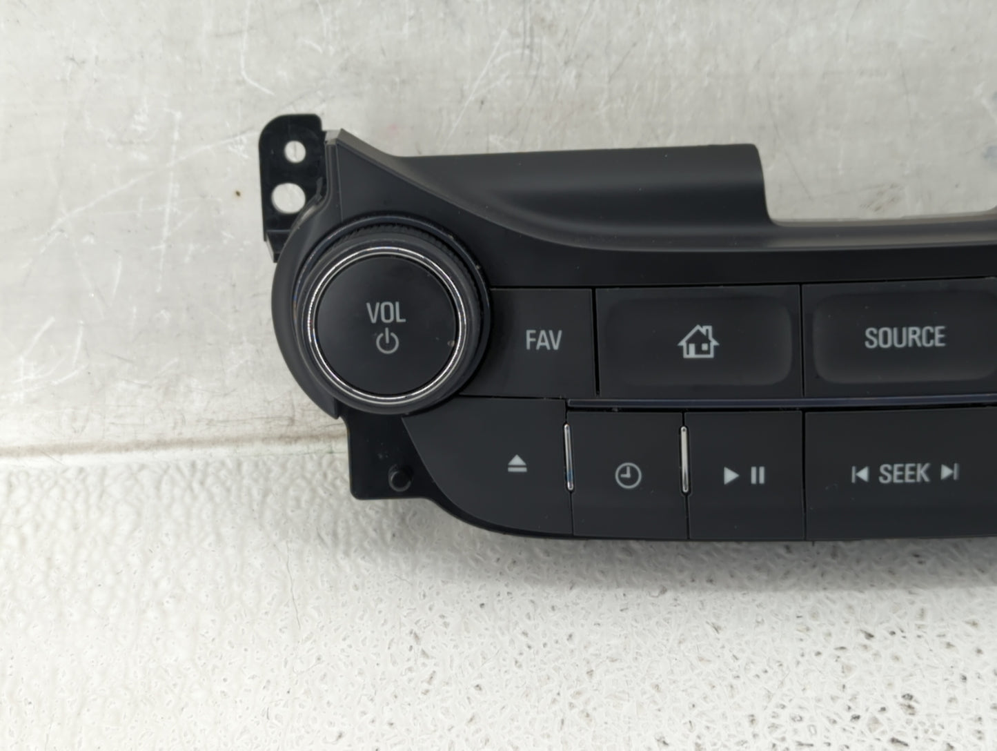 2014-2014 Chevrolet Malibu Am Fm Cd Player Radio Receiver - Oemusedautoparts1.com