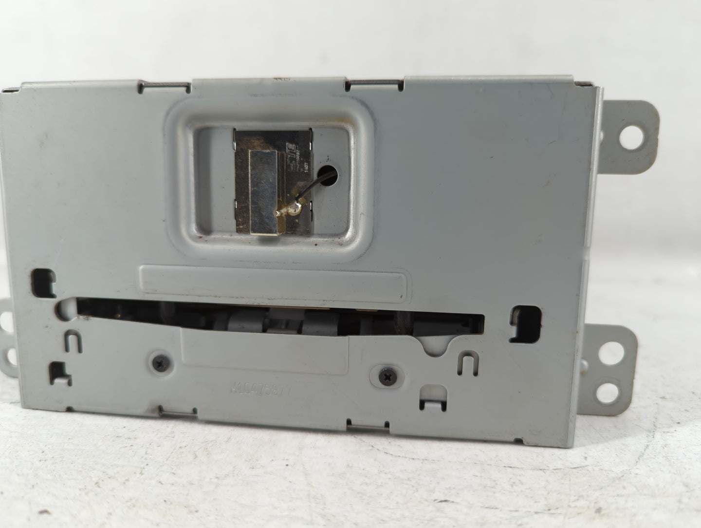 2014-2016 Chevrolet Malibu Am Fm Cd Player Radio Receiver - Oemusedautoparts1.com