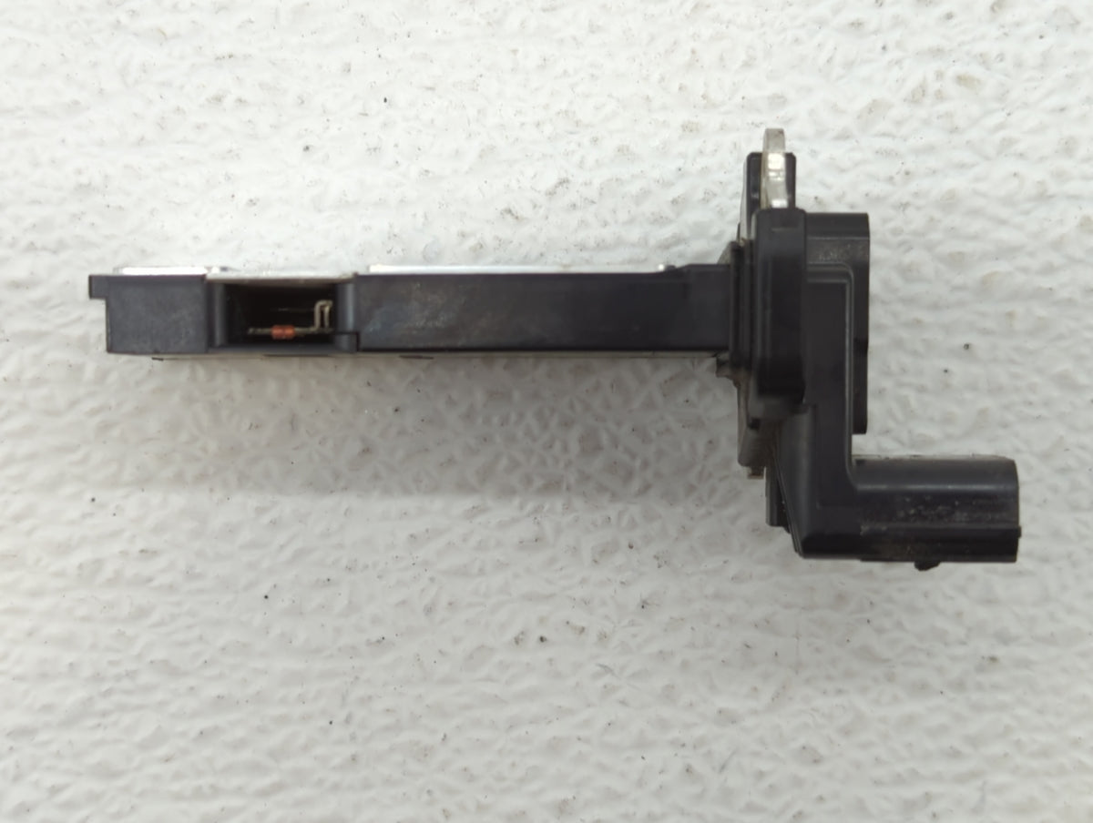 2013-2016 Chevrolet Malibu Mass Air Flow Meter Maf Sensor 555614 - Oemusedautoparts1.com