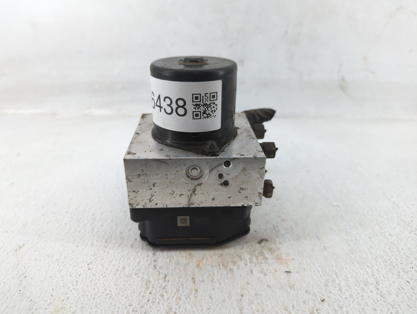 2013-2016 Chevrolet Malibu ABS Pump Control Module Replacement P/N:22863598 Fits Fits 2012 2013 2014 2015 2016 OEM Used Auto