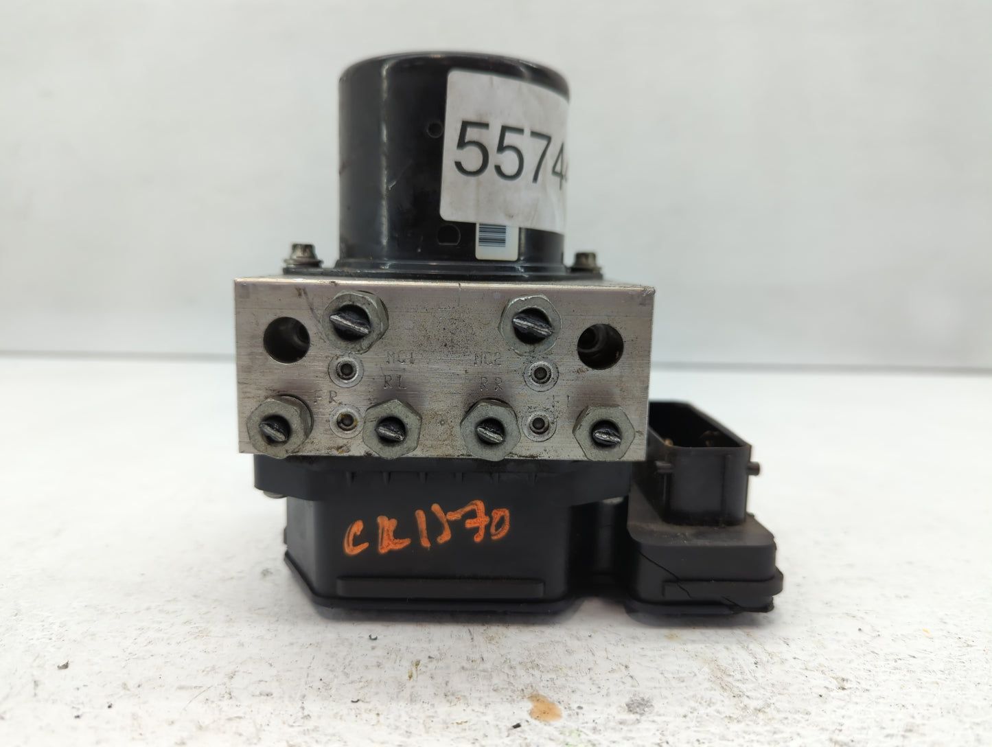 2013-2016 Chevrolet Malibu ABS Pump Control Module Replacement P/N:22863598 Fits Fits 2012 2013 2014 2015 2016 OEM Used Auto