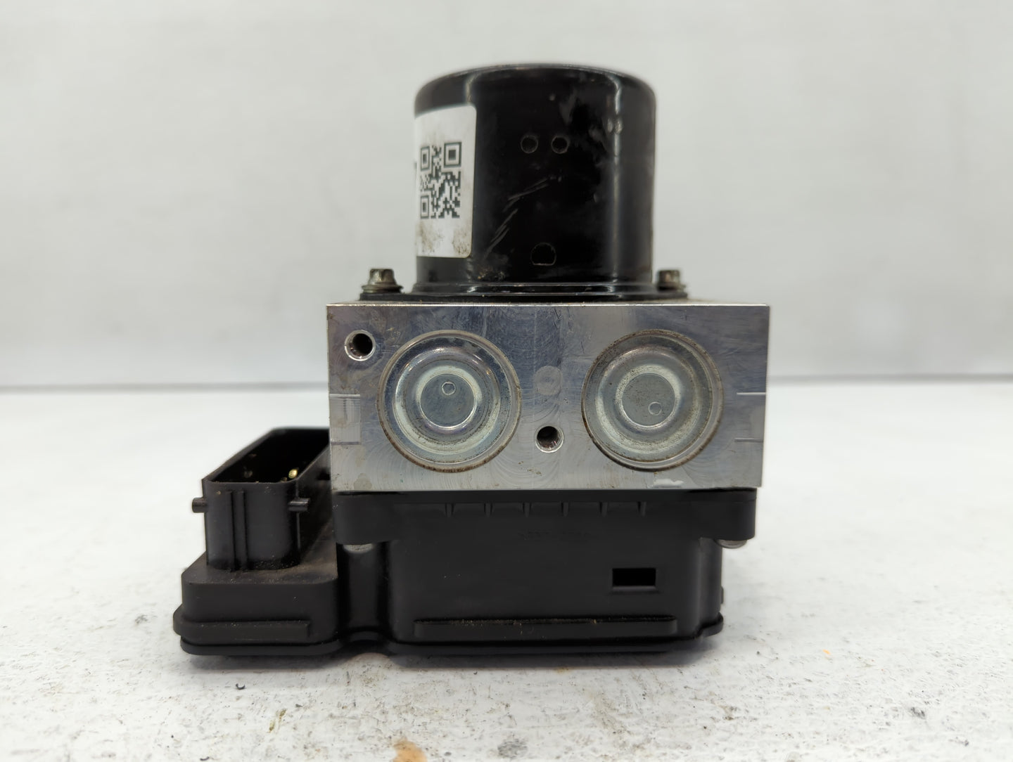 2013-2016 Chevrolet Malibu ABS Pump Control Module Replacement P/N:22863598 Fits Fits 2012 2013 2014 2015 2016 OEM Used Auto
