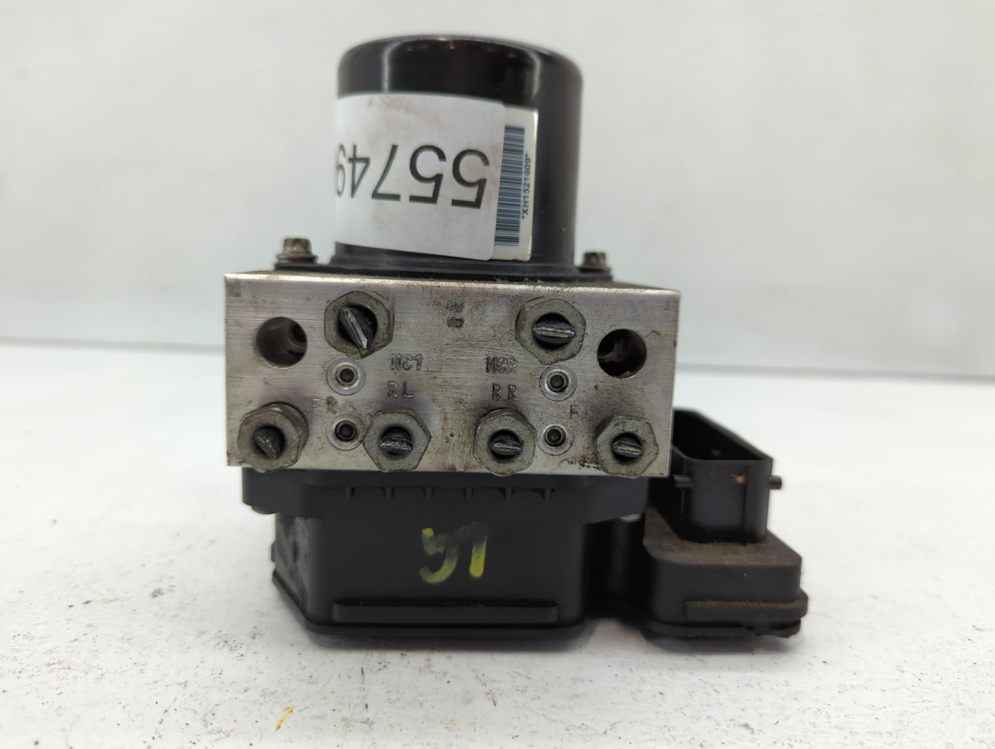 2013-2016 Chevrolet Malibu ABS Pump Control Module Replacement P/N:22863598 Fits Fits 2012 2013 2014 2015 2016 OEM Used Auto