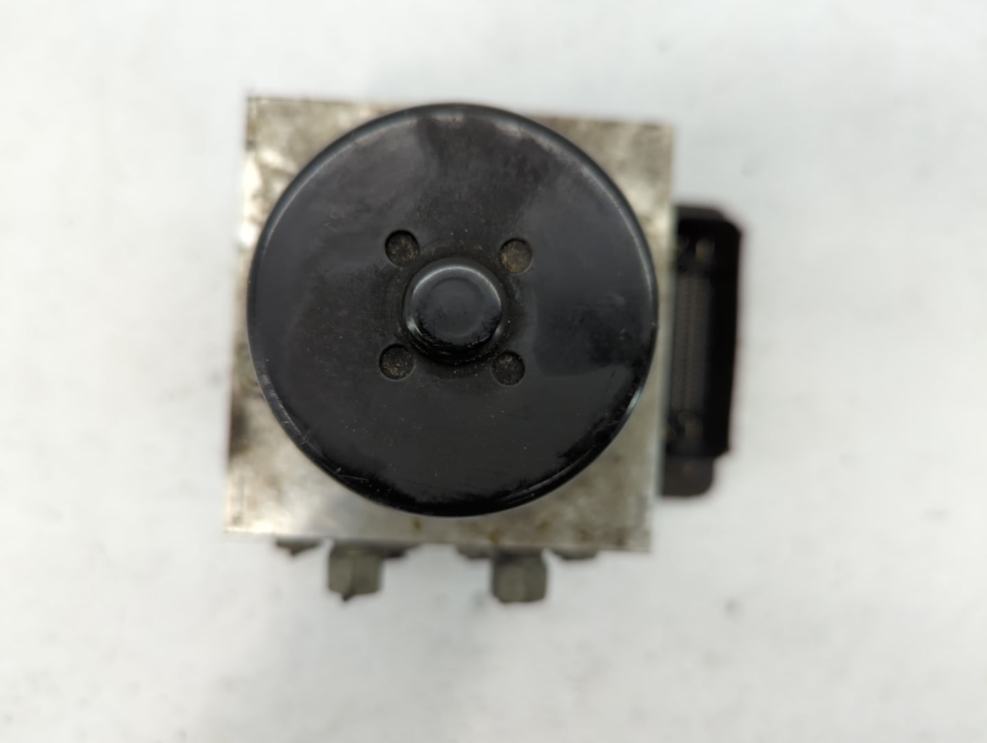 2013-2016 Chevrolet Malibu ABS Pump Control Module Replacement P/N:22863598 Fits Fits 2012 2013 2014 2015 2016 OEM Used Auto