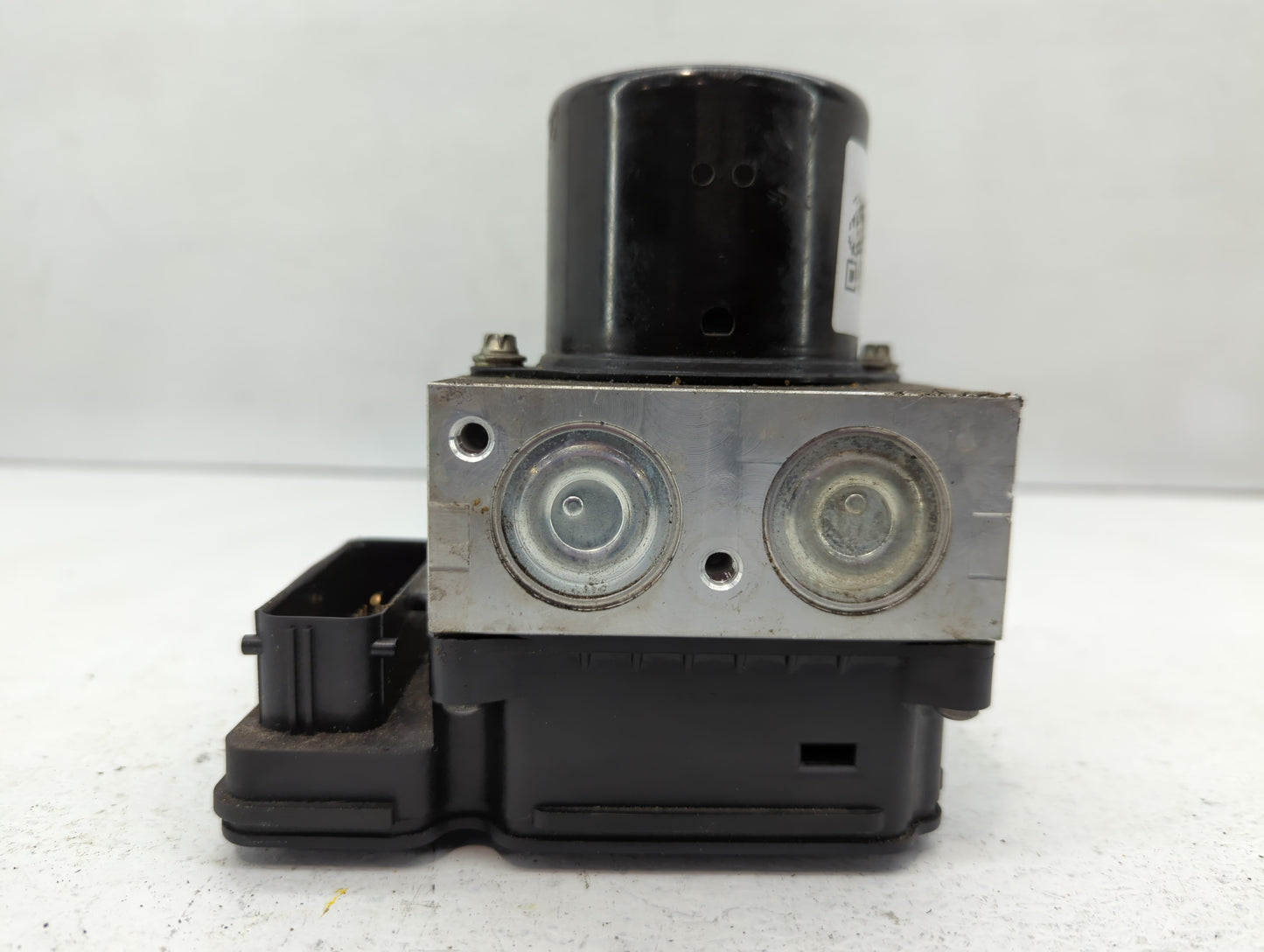 2013-2016 Chevrolet Malibu ABS Pump Control Module Replacement P/N:22863598 Fits Fits 2012 2013 2014 2015 2016 OEM Used Auto