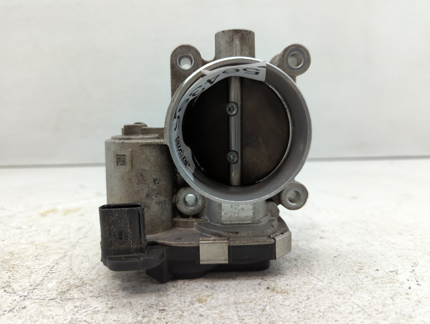 2013-2015 Chevrolet Malibu Throttle Body P/N:12627217DA Fits Fits 2013 2014 2015 2017 2018 2019 2020 OEM Used Auto Parts - O