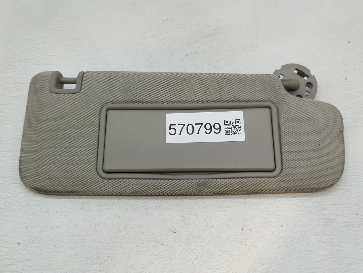 2013-2016 Chevrolet Malibu Sun Visor Shade Replacement Passenger Right Mirror Fits Fits 2013 2014 2015 2016 OEM Used Auto Pa