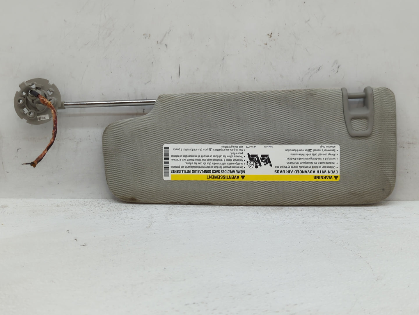 2013-2016 Chevrolet Malibu Sun Visor Shade Replacement Passenger Right Mirror Fits Fits 2013 2014 2015 2016 OEM Used Auto Pa