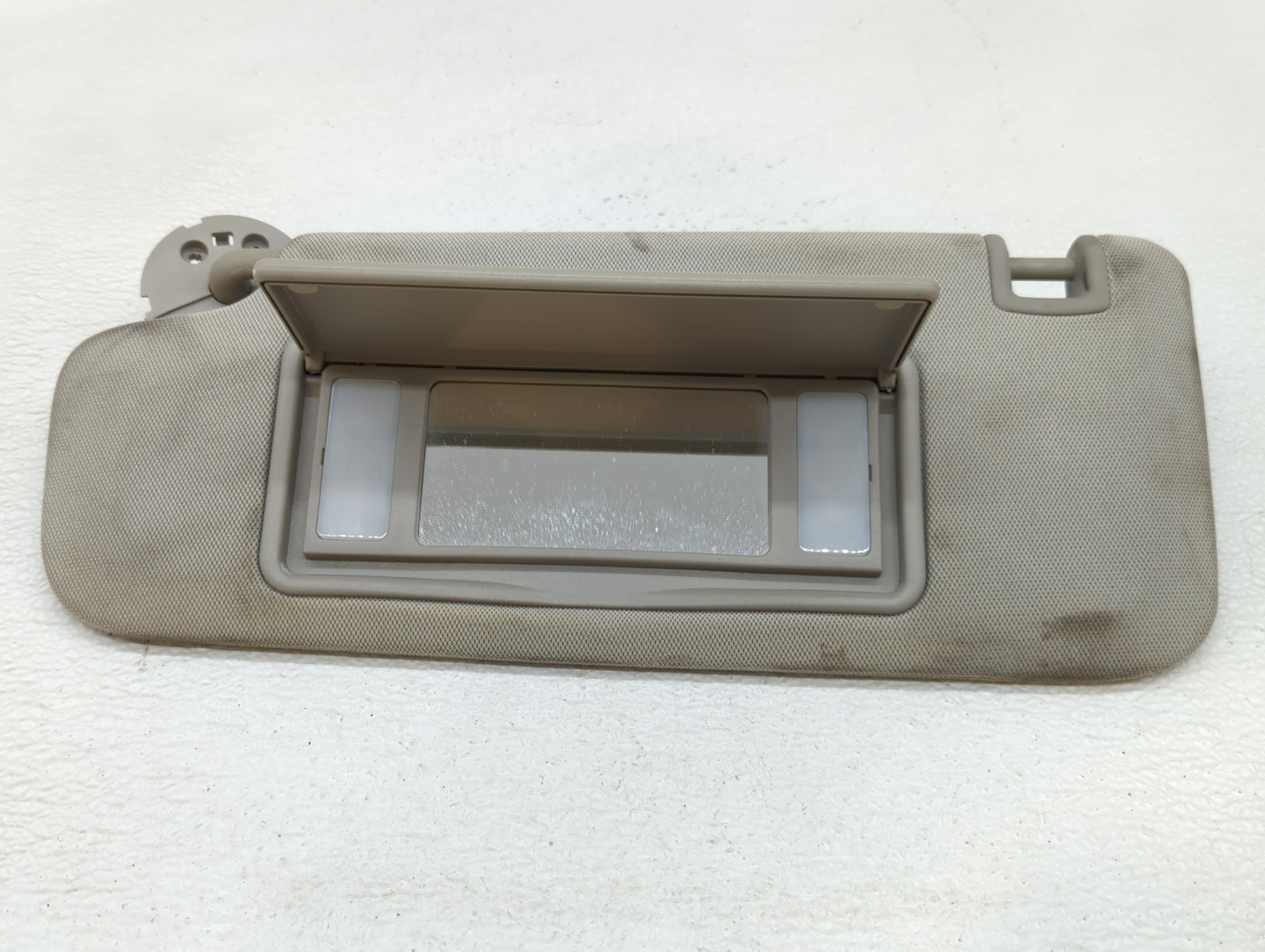 2013-2016 Chevrolet Malibu Sun Visor Shade Replacement Driver Left Mirror Fits Fits 2013 2014 2015 2016 OEM Used Auto Parts 