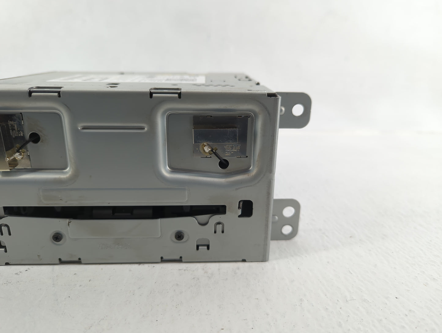 2014-2016 Chevrolet Malibu Am Fm Cd Player Radio Receiver - Oemusedautoparts1.com