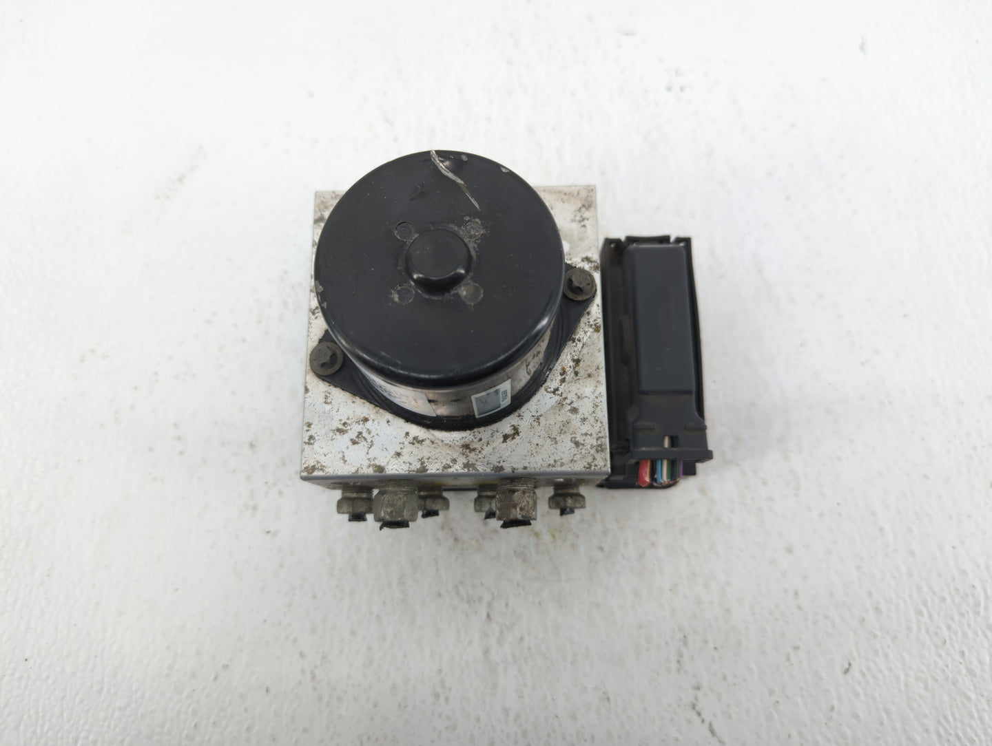2013-2016 Chevrolet Malibu ABS Pump Control Module Replacement P/N:22863598 Fits Fits 2012 2013 2014 2015 2016 OEM Used Auto