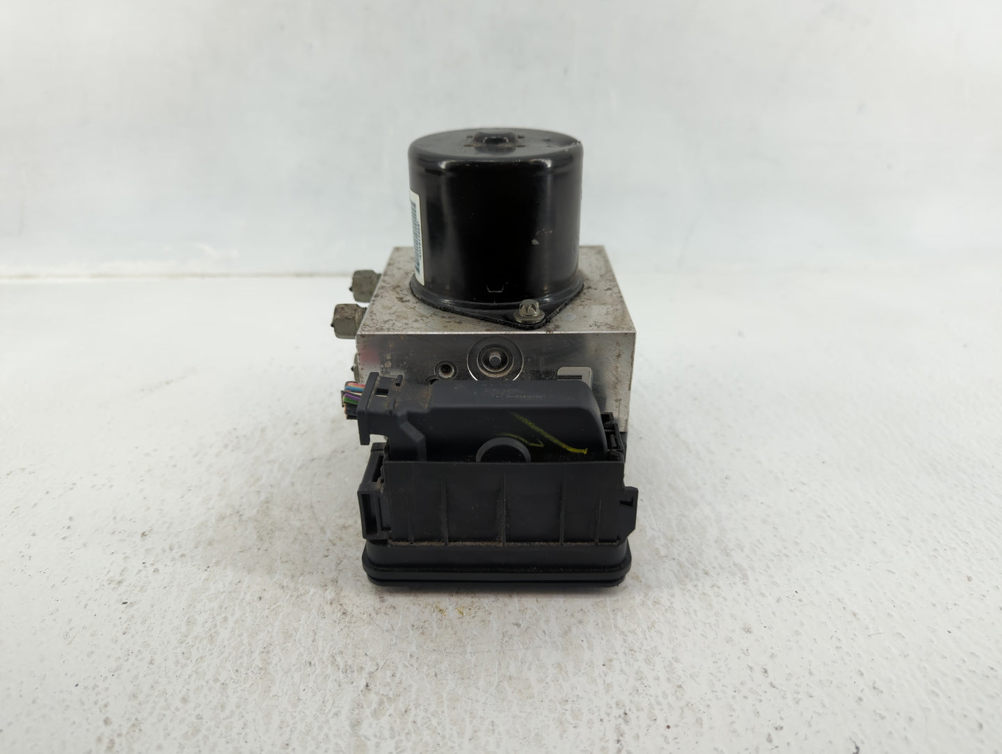 2013-2016 Chevrolet Malibu ABS Pump Control Module Replacement P/N:22863598 Fits Fits 2012 2013 2014 2015 2016 OEM Used Auto