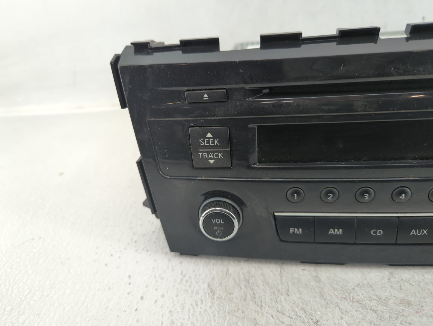 2014-2016 Chevrolet Malibu Radio AM FM Cd Player Receiver Replacement P/N:3378I 28185 3TB0G Fits Fits 2014 2015 2016 OEM Use