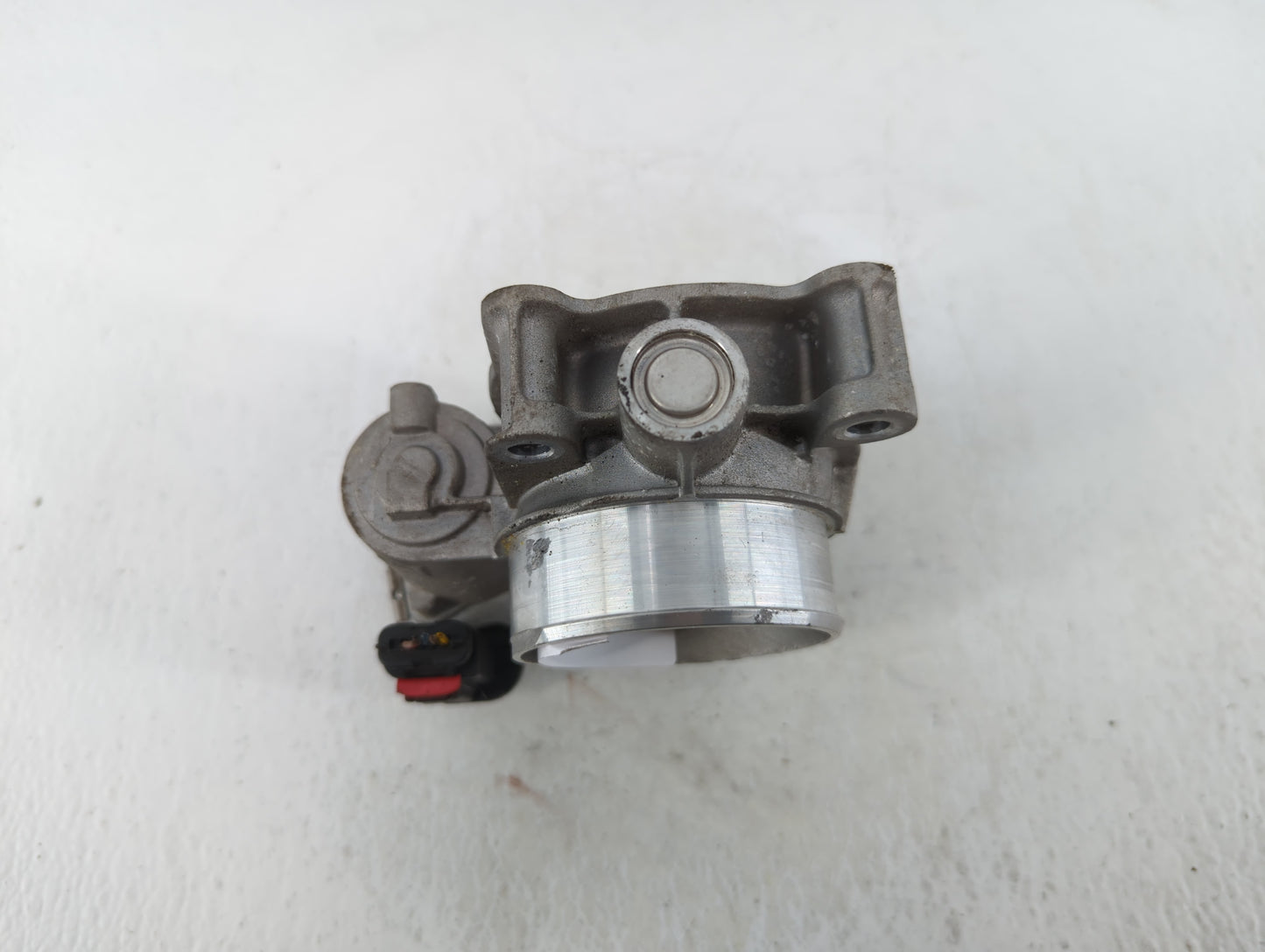 2013-2015 Chevrolet Malibu Throttle Body P/N:12627217DA Fits Fits 2013 2014 2015 2017 2018 2019 2020 OEM Used Auto Parts - O