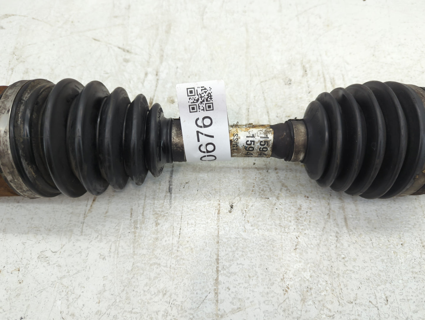 2013-2015 Chevrolet Malibu Axle Shaft Front Driver Cv C/v - Oemusedautoparts1.com