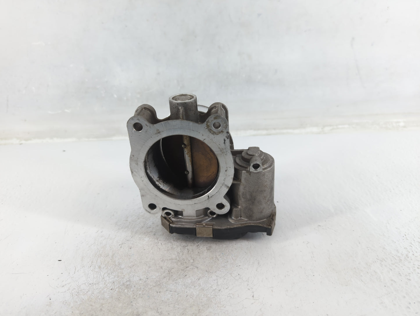 2013-2015 Chevrolet Malibu Throttle Body P/N:12627217DA Fits Fits 2013 2014 2015 2017 2018 2019 2020 OEM Used Auto Parts - O