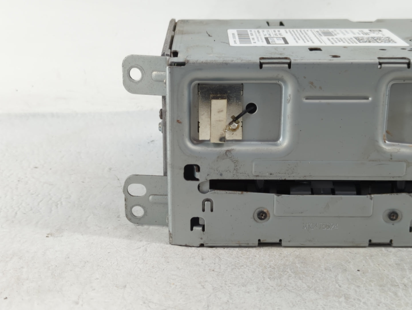 2014-2016 Chevrolet Malibu Am Fm Cd Player Radio Receiver - Oemusedautoparts1.com