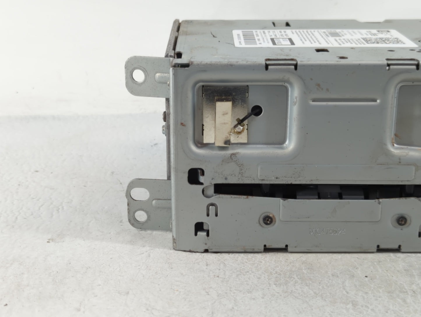 2014-2016 Chevrolet Malibu Am Fm Cd Player Radio Receiver - Oemusedautoparts1.com