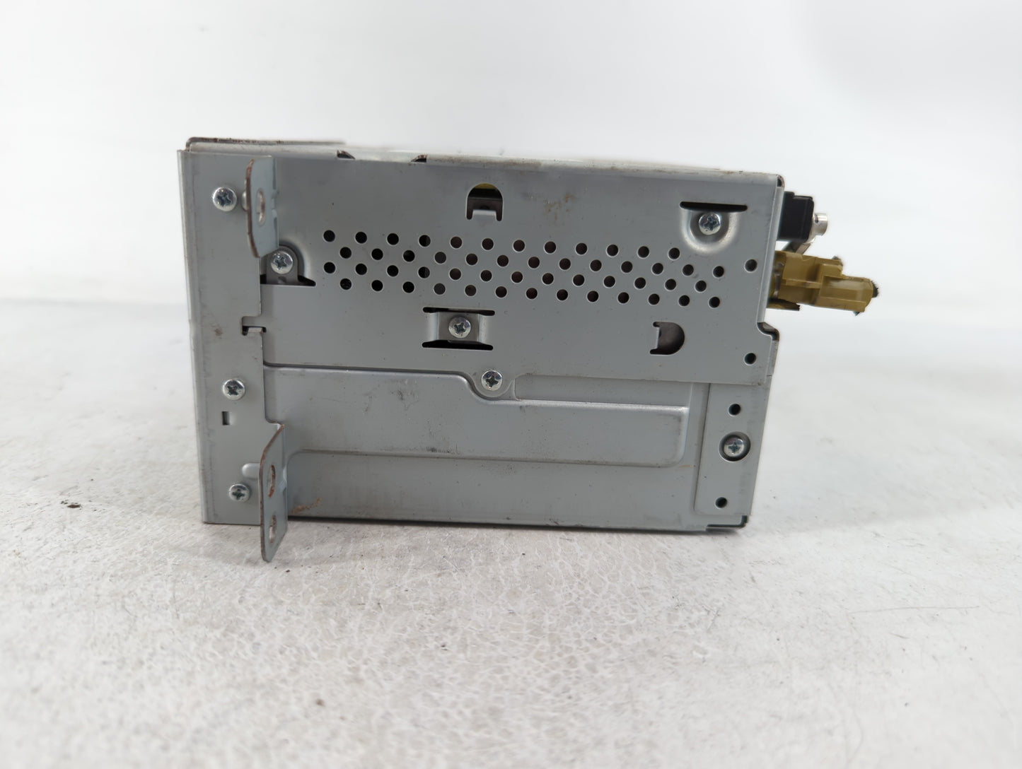 2014-2016 Chevrolet Malibu Am Fm Cd Player Radio Receiver - Oemusedautoparts1.com