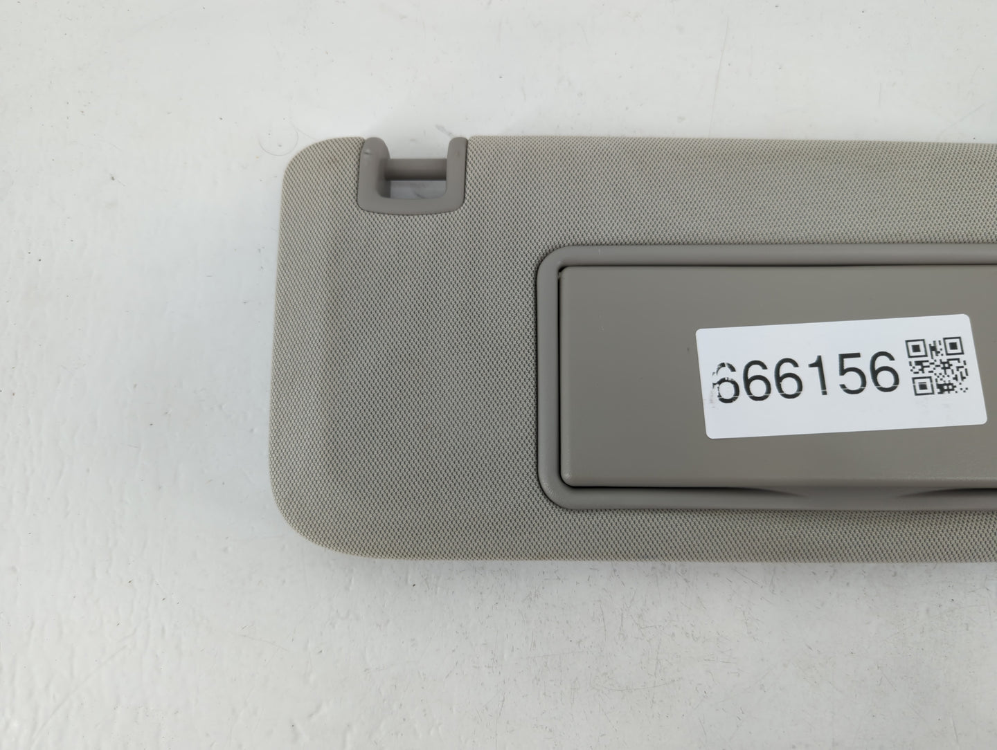 2013-2016 Chevrolet Malibu Sun Visor Shade Replacement Passenger Right Mirror Fits Fits 2013 2014 2015 2016 OEM Used Auto Pa