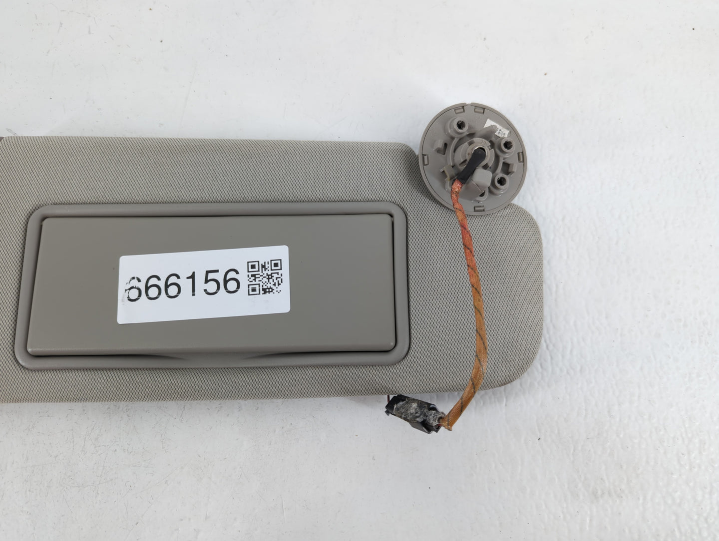 2013-2016 Chevrolet Malibu Sun Visor Shade Replacement Passenger Right Mirror Fits Fits 2013 2014 2015 2016 OEM Used Auto Pa