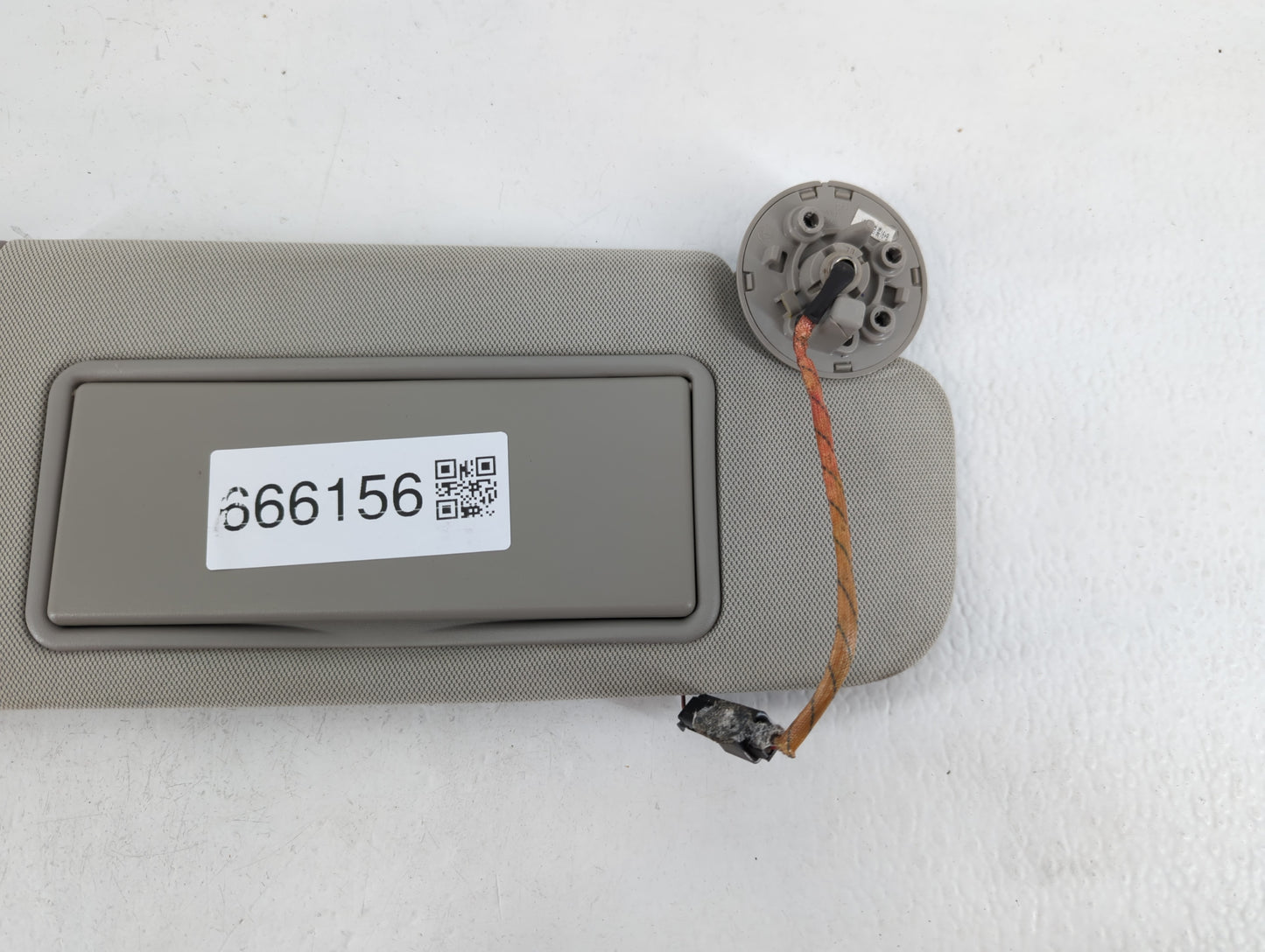 2013-2016 Chevrolet Malibu Sun Visor Shade Replacement Passenger Right Mirror Fits Fits 2013 2014 2015 2016 OEM Used Auto Pa