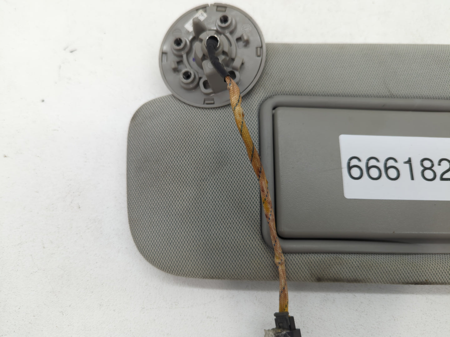 2013-2016 Chevrolet Malibu Sun Visor Shade Replacement Driver Left Mirror Fits Fits 2013 2014 2015 2016 OEM Used Auto Parts 