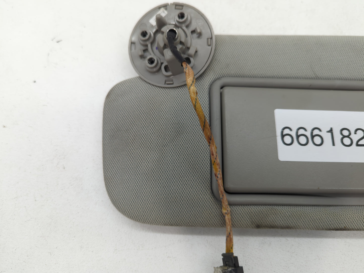 2013-2016 Chevrolet Malibu Sun Visor Shade Replacement Driver Left Mirror Fits Fits 2013 2014 2015 2016 OEM Used Auto Parts 