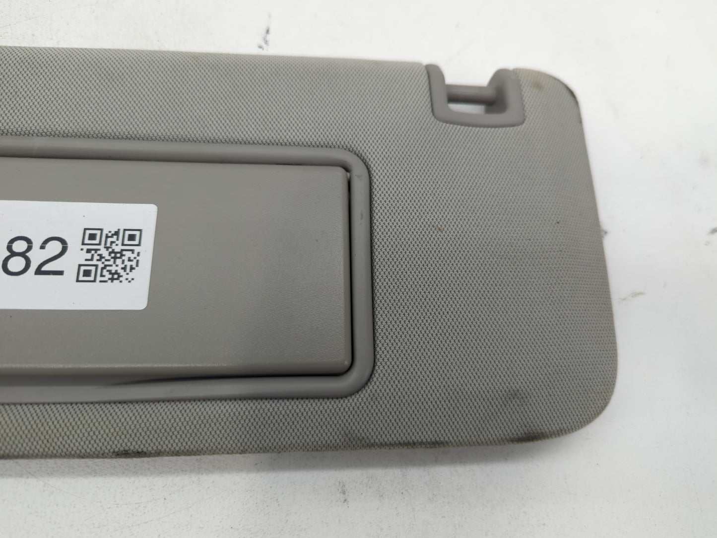 2013-2016 Chevrolet Malibu Sun Visor Shade Replacement Driver Left Mirror Fits Fits 2013 2014 2015 2016 OEM Used Auto Parts 