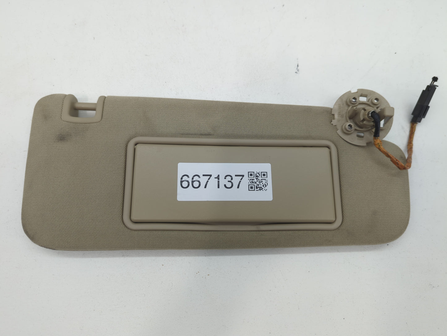 2013-2016 Chevrolet Malibu Sun Visor Shade Replacement Passenger Right Mirror Fits Fits 2013 2014 2015 2016 OEM Used Auto Pa