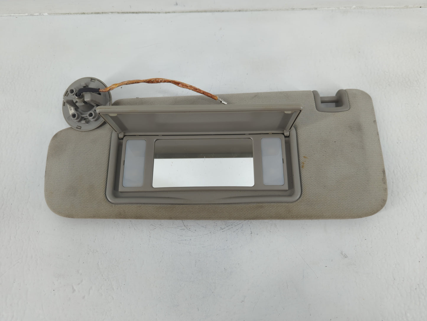 2013-2016 Chevrolet Malibu Sun Visor Shade Replacement Driver Left Mirror Fits Fits 2013 2014 2015 2016 OEM Used Auto Parts 