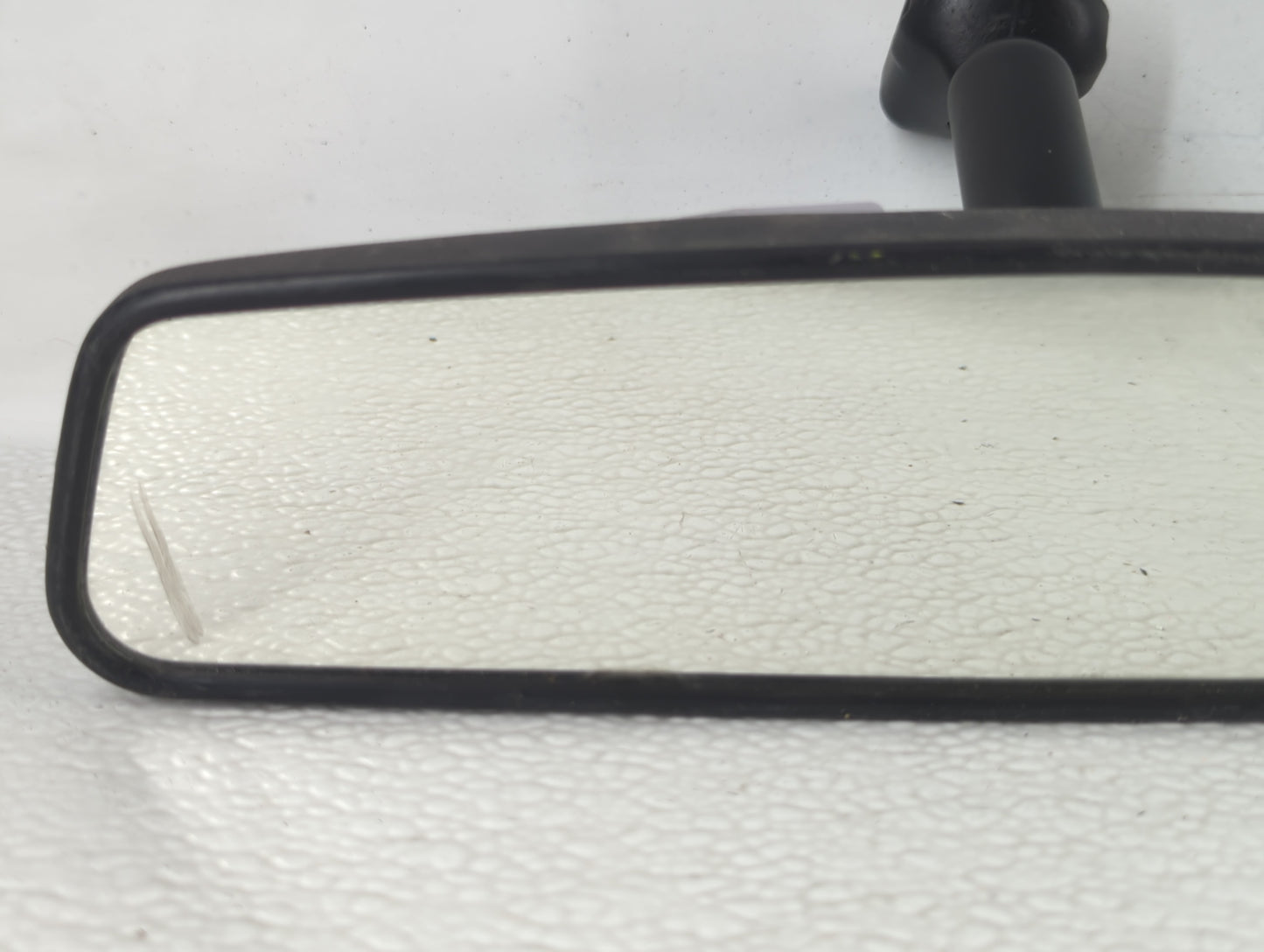 1997-2012 Chevrolet Malibu Interior Rear View Mirror Replacement OEM P/N:E8011083 Fits OEM Used Auto Parts - Oemusedautopart