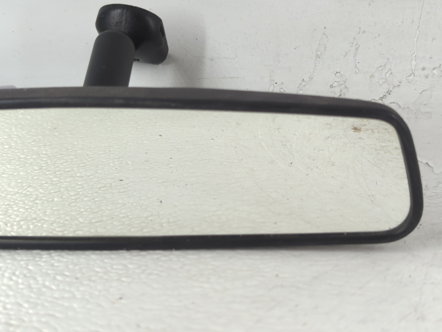 1997-2012 Chevrolet Malibu Interior Rear View Mirror Replacement OEM P/N:E8011083 Fits OEM Used Auto Parts - Oemusedautopart