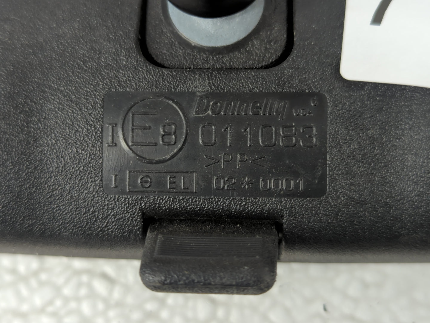 1997-2012 Chevrolet Malibu Interior Rear View Mirror Replacement OEM P/N:E8011083 Fits OEM Used Auto Parts - Oemusedautopart