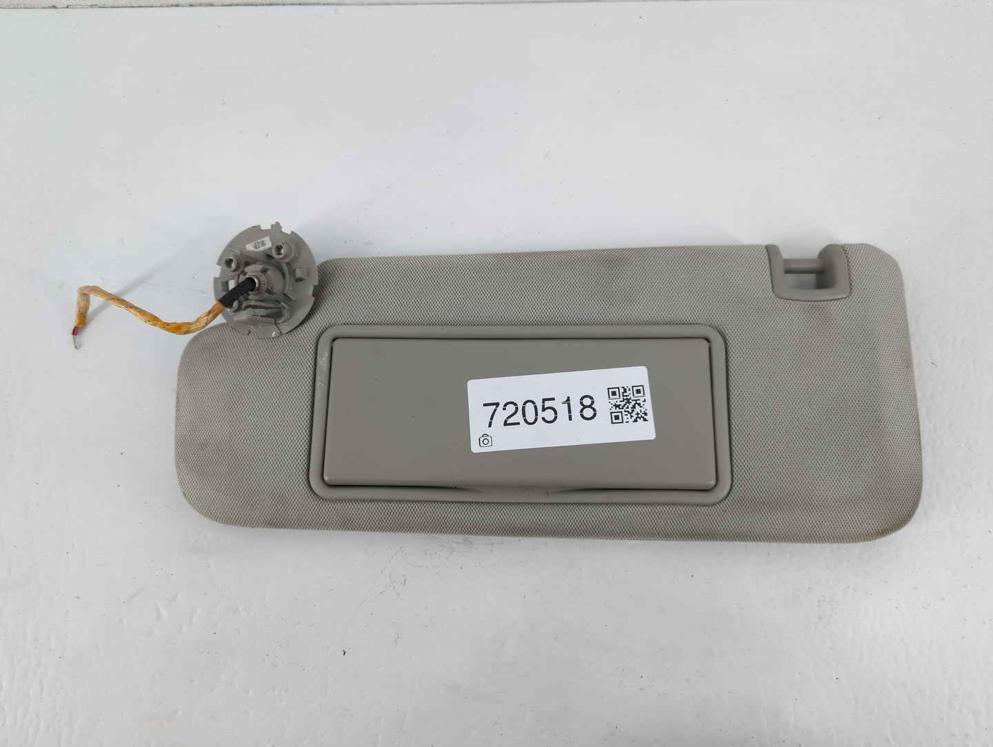 2013-2016 Chevrolet Malibu Sun Visor Shade Replacement Driver Left Mirror Fits Fits 2013 2014 2015 2016 OEM Used Auto Parts 