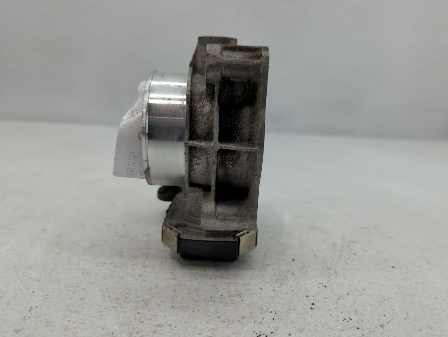 2013-2021 Chevrolet Malibu Throttle Body P/N:12627217DA Fits Fits 2013 2014 2015 2016 2017 2018 2019 2020 2021 OEM Used Auto