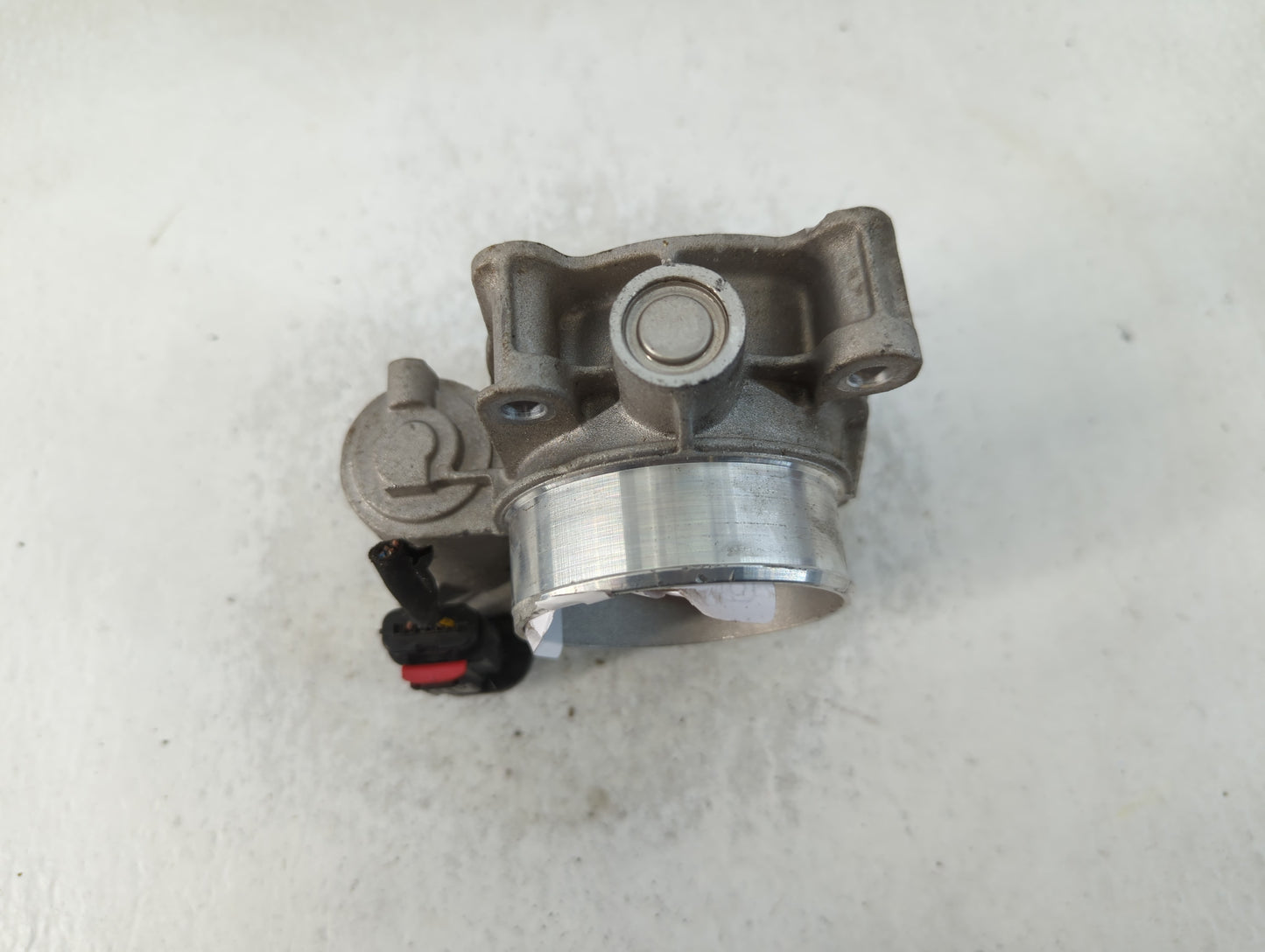2013-2015 Chevrolet Malibu Throttle Body P/N:12627217DA Fits Fits 2013 2014 2015 2017 2018 2019 2020 OEM Used Auto Parts - O