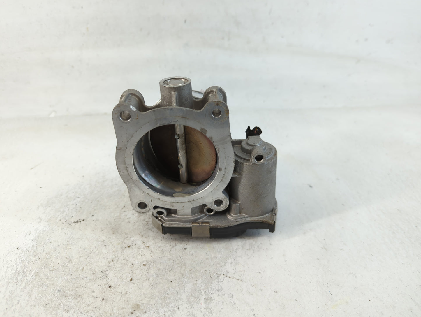 2013-2015 Chevrolet Malibu Throttle Body P/N:12627217DA Fits Fits 2013 2014 2015 2017 2018 2019 2020 OEM Used Auto Parts - O