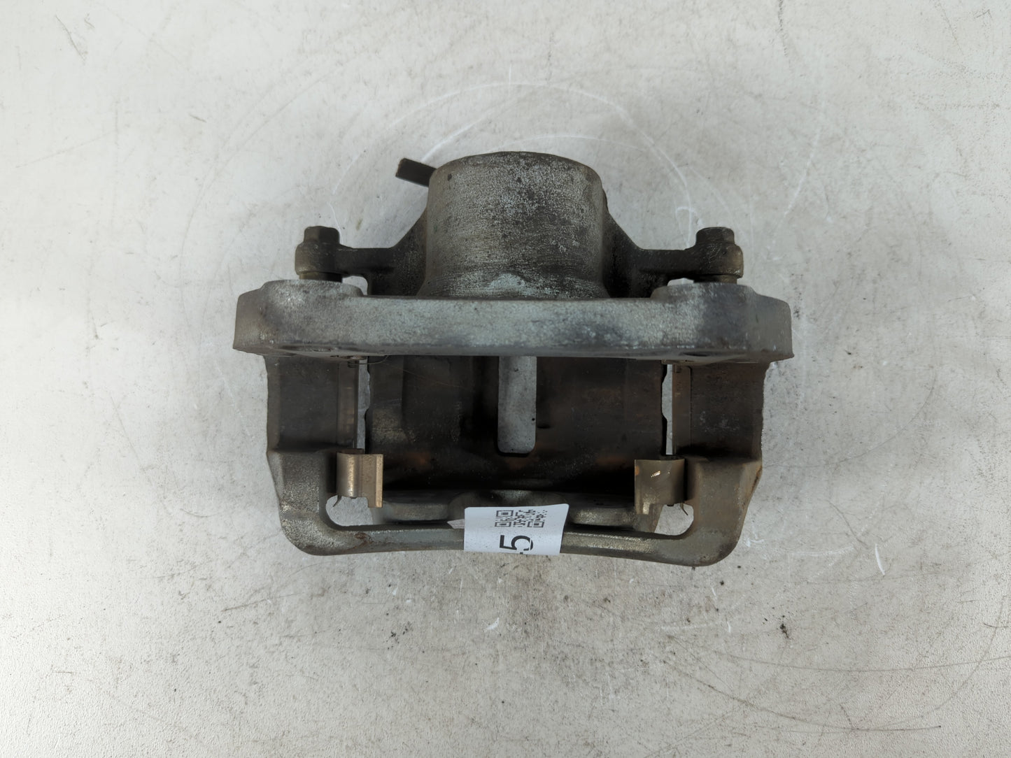 2013-2016 Chevrolet Malibu Front Driver Left Brake Caliper - Oemusedautoparts1.com