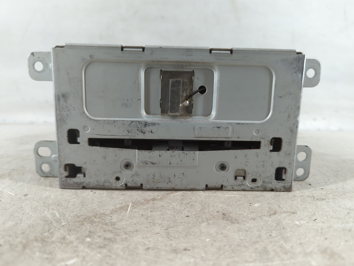 2013-2014 Chevrolet Malibu Radio AM FM Cd Player Receiver Replacement P/N:22925286 Fits Fits 2013 2014 OEM Used Auto Parts -