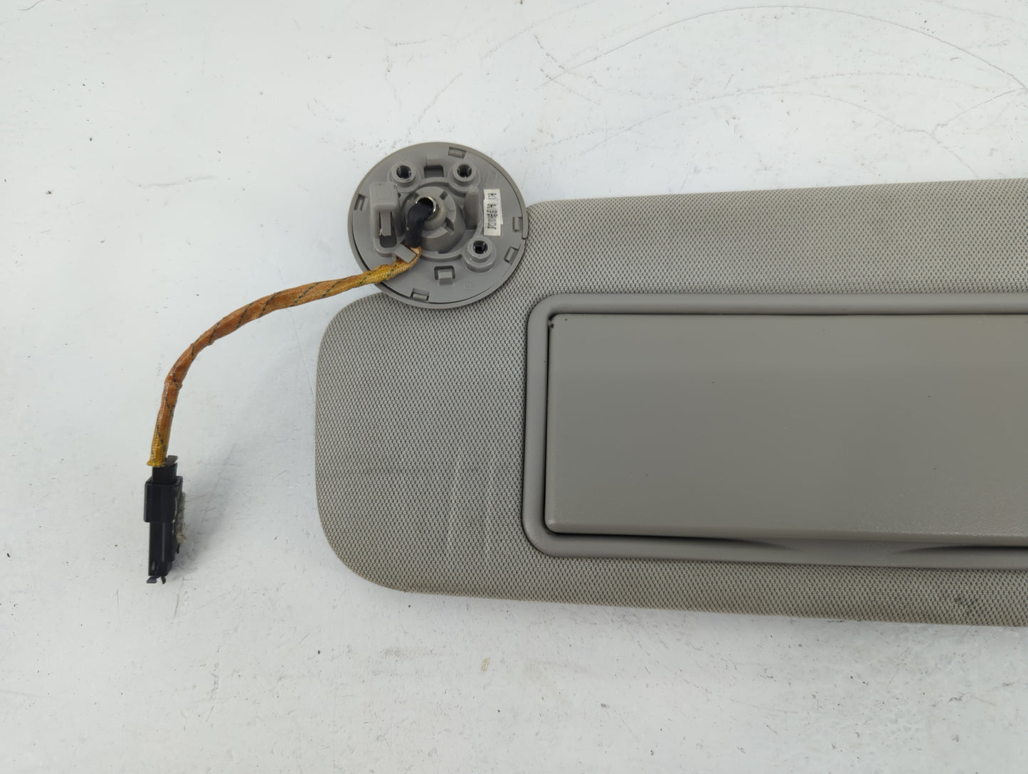 2013-2016 Chevrolet Malibu Sun Visor Shade Replacement Driver Left Mirror Fits Fits 2013 2014 2015 2016 OEM Used Auto Parts 