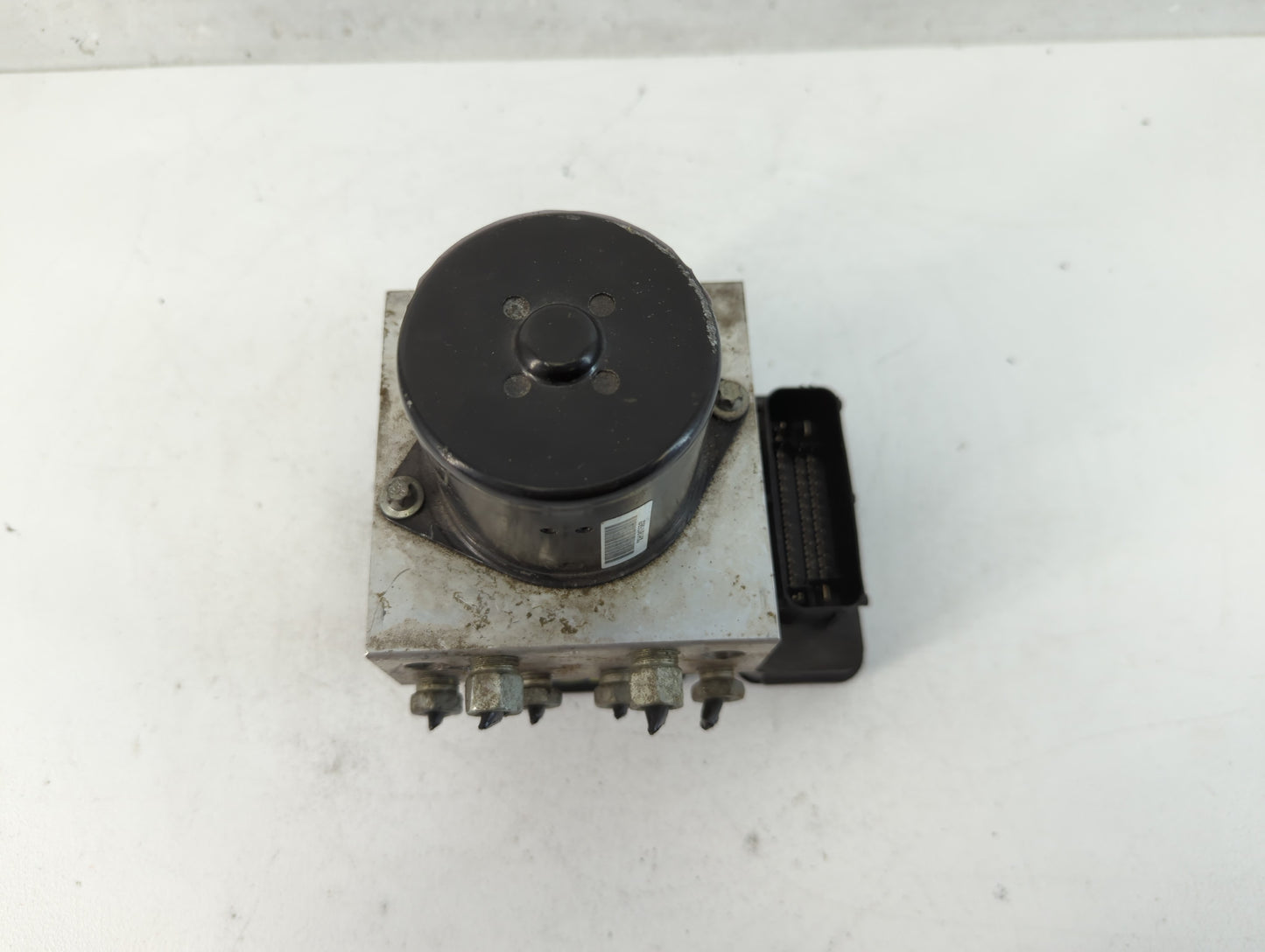 2013-2016 Chevrolet Malibu ABS Pump Control Module Replacement P/N:22863598 Fits Fits 2012 2013 2014 2015 2016 OEM Used Auto