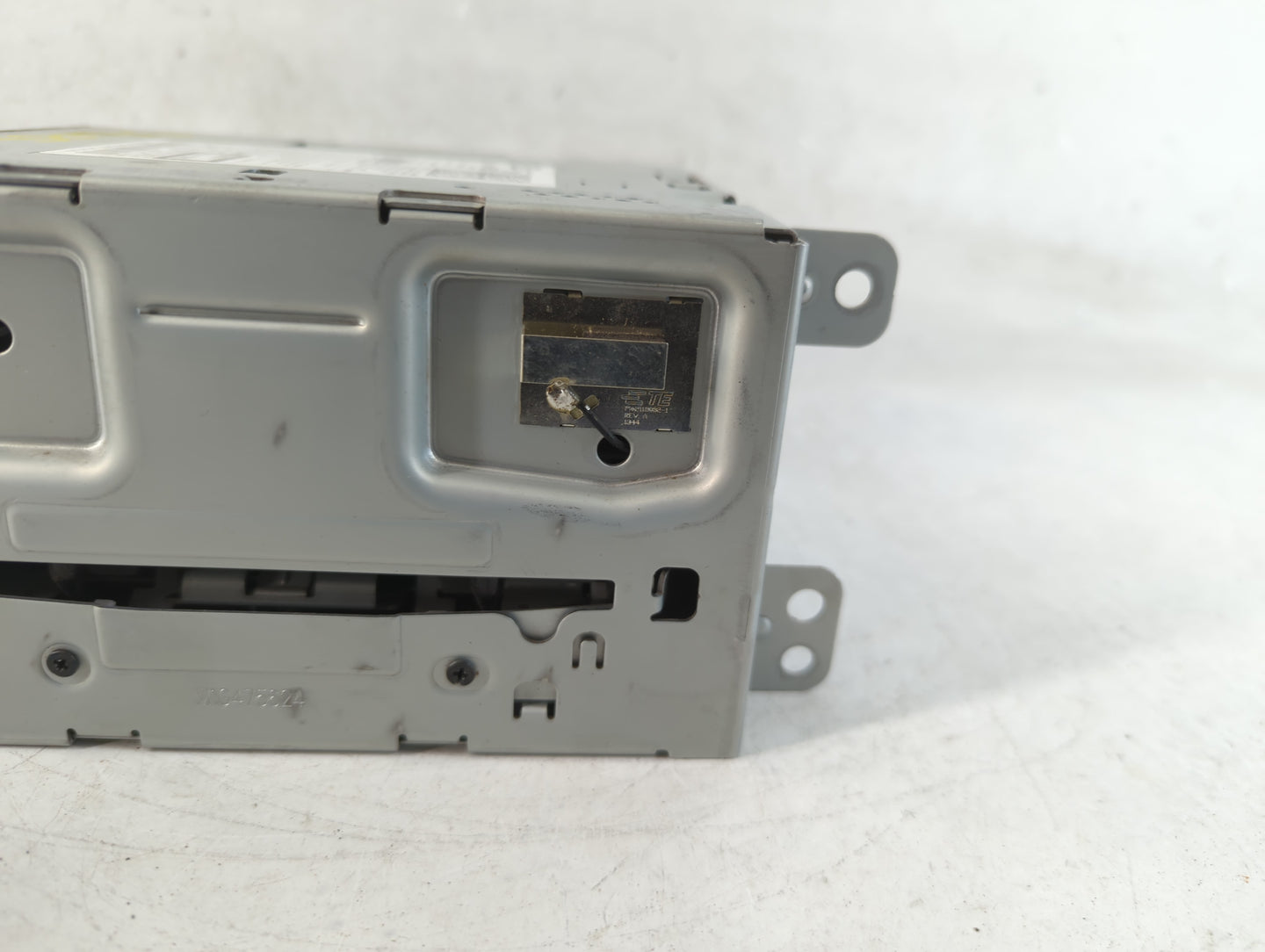 2014-2016 Chevrolet Malibu Radio AM FM Cd Player Receiver Replacement P/N:23206559 Fits Fits 2014 2015 2016 OEM Used Auto Pa