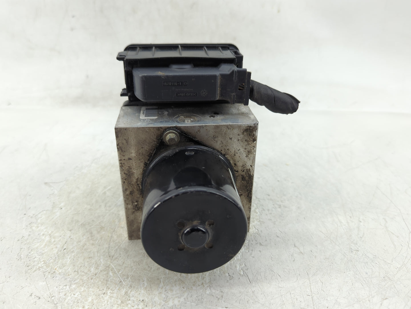 2013-2016 Chevrolet Malibu ABS Pump Control Module Replacement Fits Fits 2012 2013 2014 2015 2016 OEM Used Auto Parts - Oemu