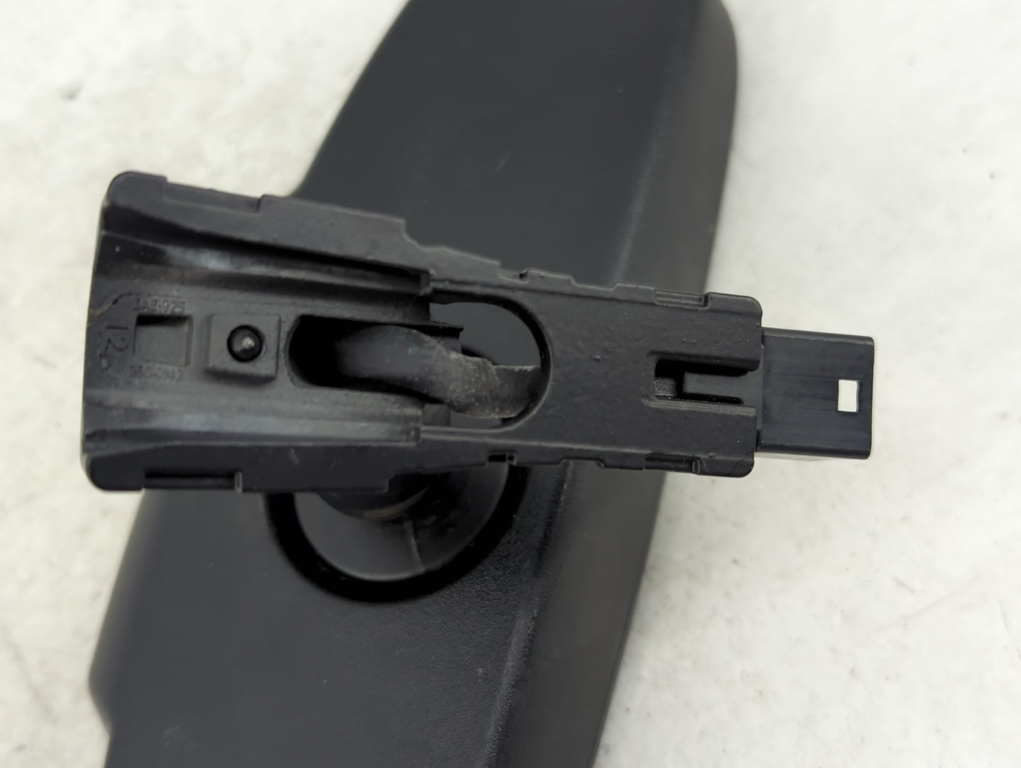2013-2016 Chevrolet Malibu Interior Rear View Mirror Replacement OEM Fits OEM Used Auto Parts - Oemusedautoparts1.com