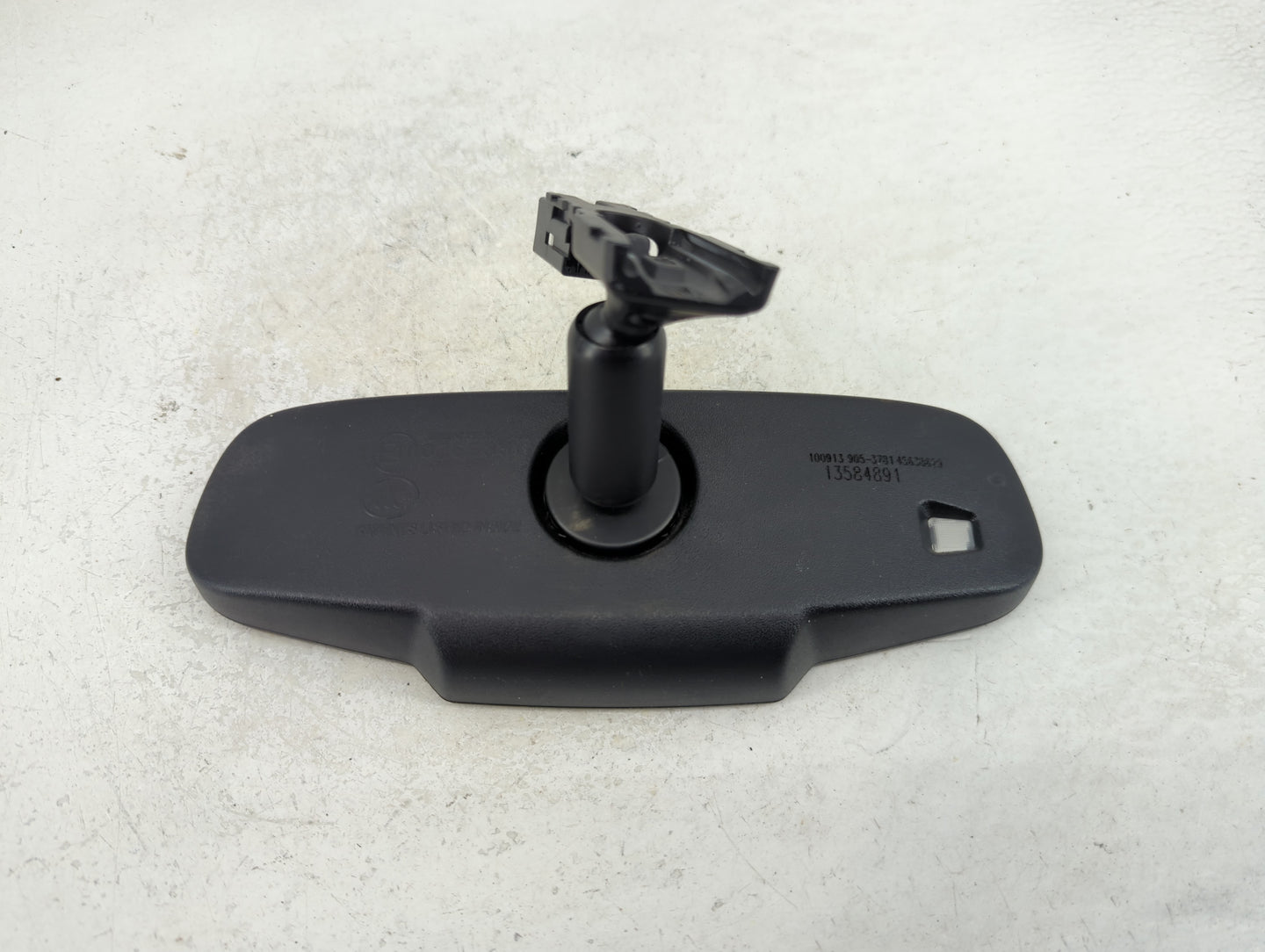 2013-2016 Chevrolet Malibu Interior Rear View Mirror Replacement OEM Fits OEM Used Auto Parts - Oemusedautoparts1.com
