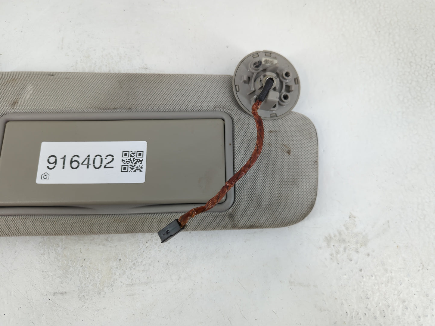 2013-2016 Chevrolet Malibu Sun Visor Shade Replacement Passenger Right Mirror Fits Fits 2013 2014 2015 2016 OEM Used Auto Pa