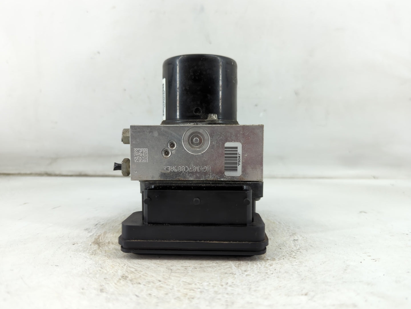 2013-2016 Chevrolet Malibu ABS Pump Control Module Replacement P/N:22863598 Fits Fits 2012 2013 2014 2015 2016 OEM Used Auto