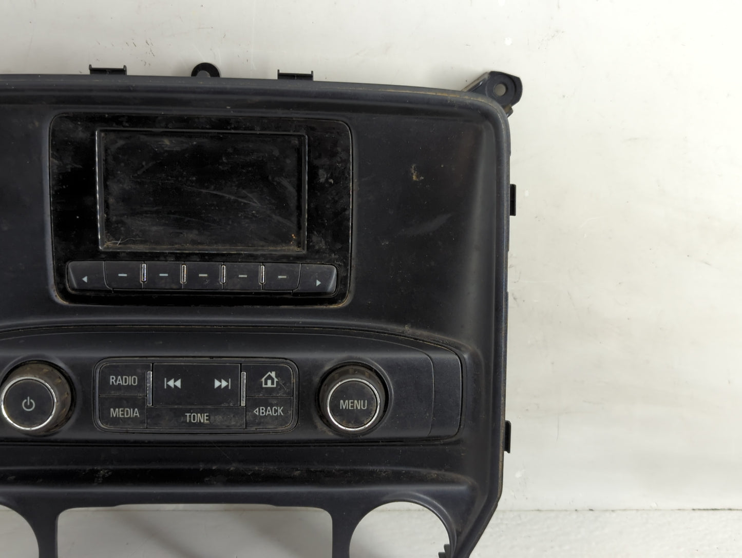 2014 Chevrolet Silverado Radio AM FM Cd Player Receiver Replacement P/N:23176310 Fits OEM Used Auto Parts - Oemusedautoparts